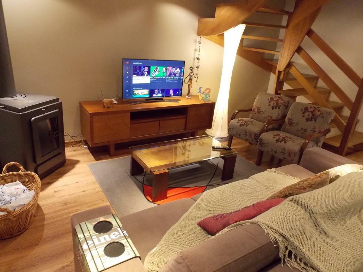 Triplex 3 Suites Em Canela Exterior foto