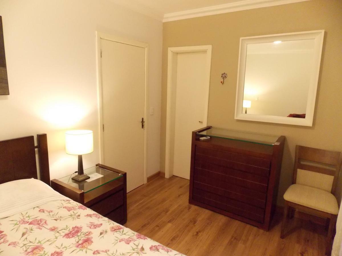 Triplex 3 Suites Em Canela Exterior foto